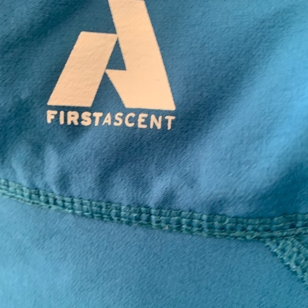 EDDIE Bauer Vest - Picture 8 of 9